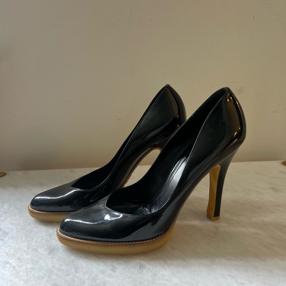 Gucci Patent Leather Pumps
